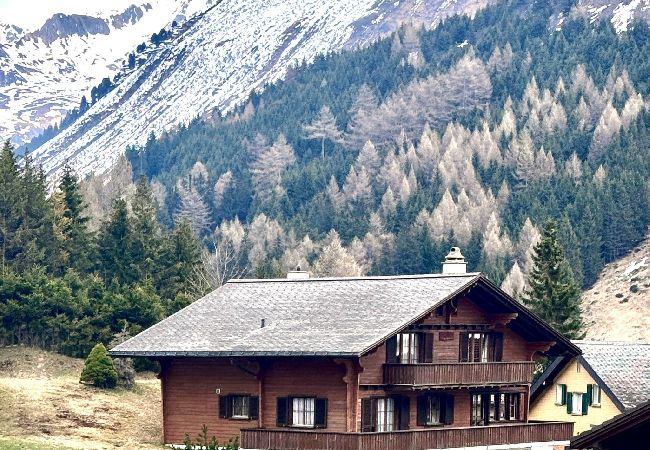 Chalet in Hospental - Chalet Gemsblick