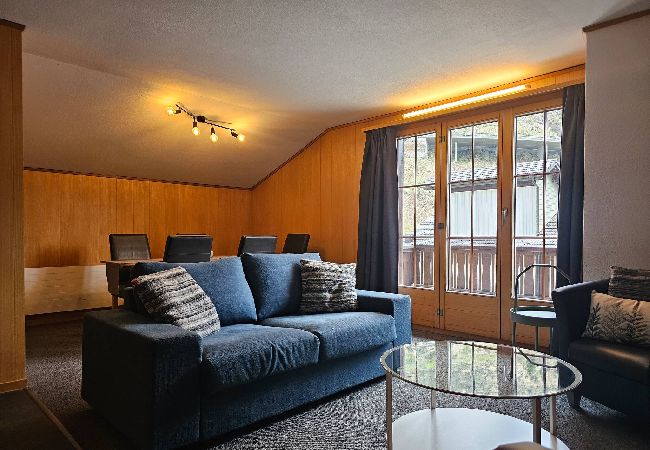 Ferienwohnung in Hospental - Apartment #2 Gemsblick