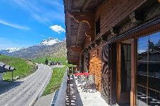 Ferienwohnung in Hospental - Apartment #2 Gemsblick