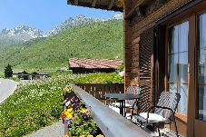 Ferienwohnung in Hospental - Apartment #1 Gemsblick