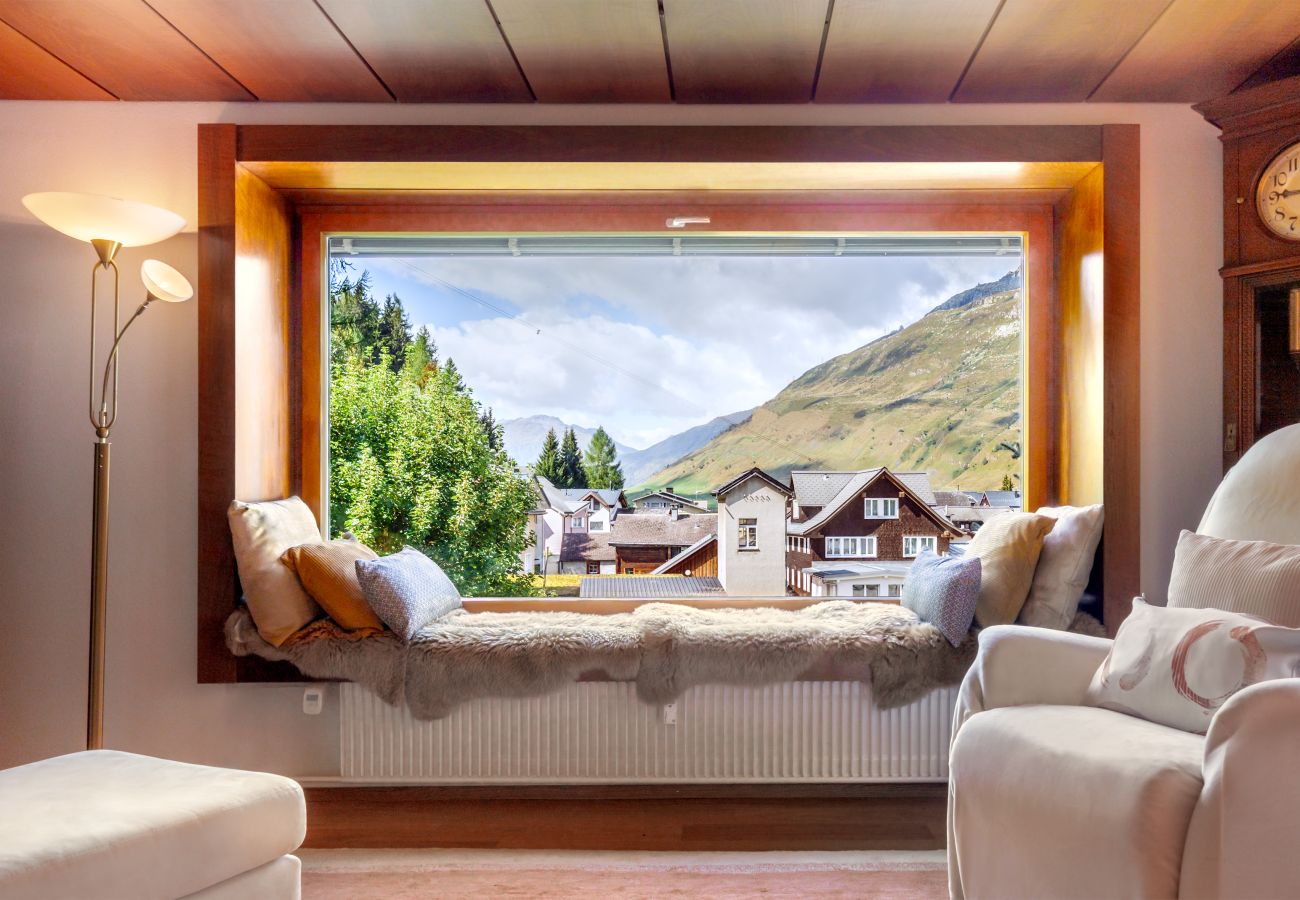 Ferienwohnung in Andermatt - Regina Apartment